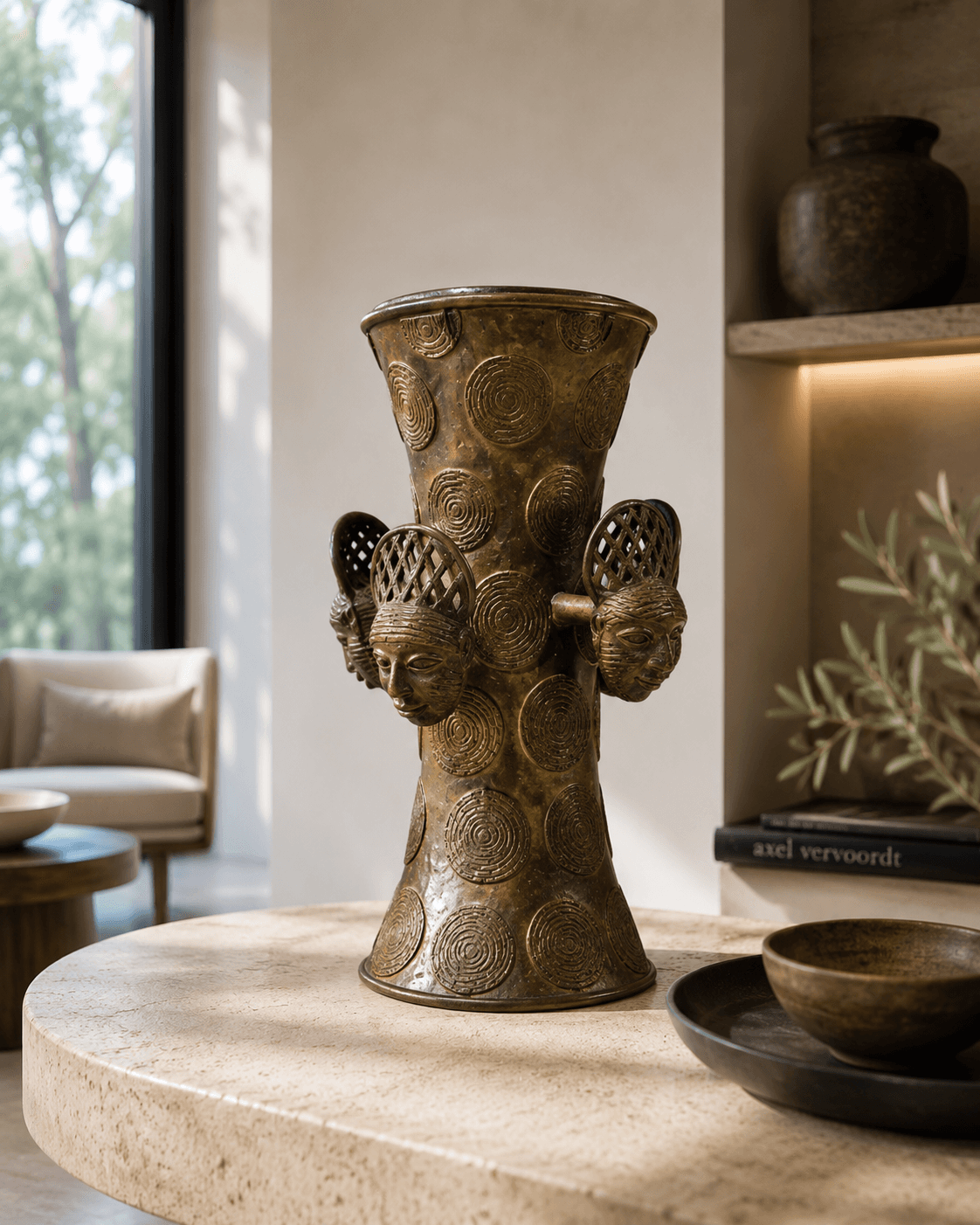 Vase poli à l’engobe noir